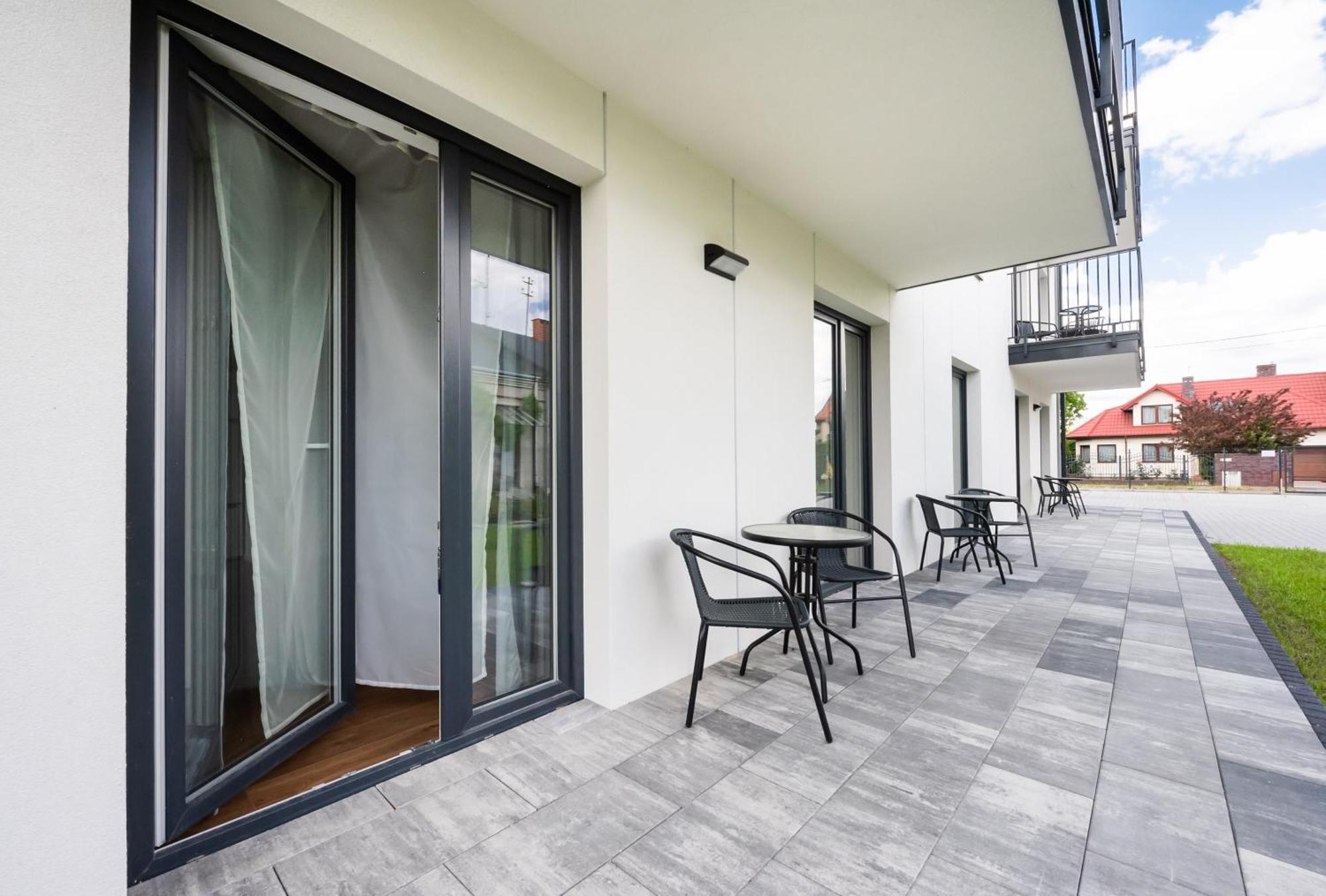 Hohome Comfy Apartments Warsaw Exterior photo